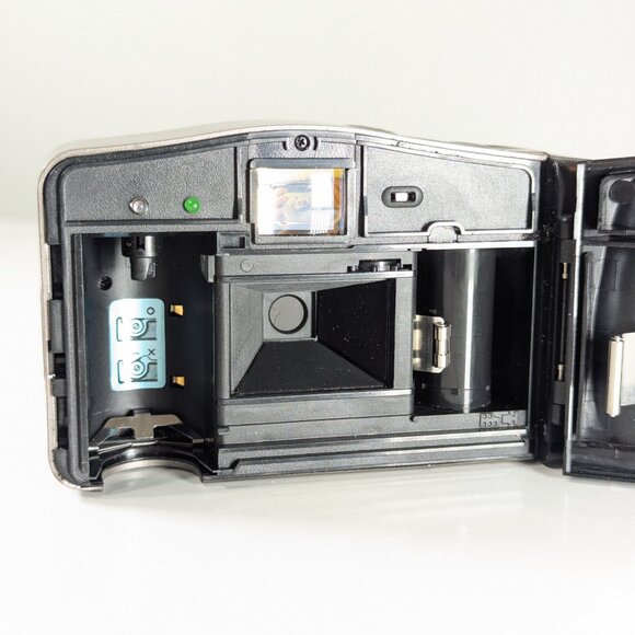 Vintage MINOLTA AF Big Finder 35mm film camera - Picture 11 of 15